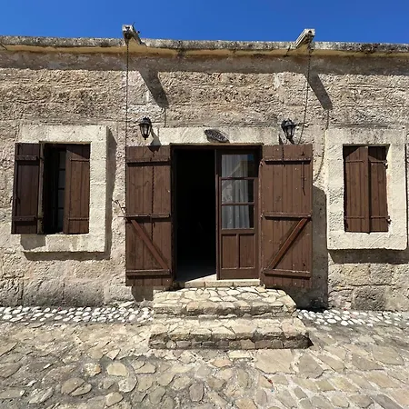 בית הארחה Karpaz Arch House Rizokarpaso