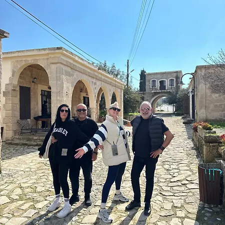 بيت ضيافة Karpaz Arch House