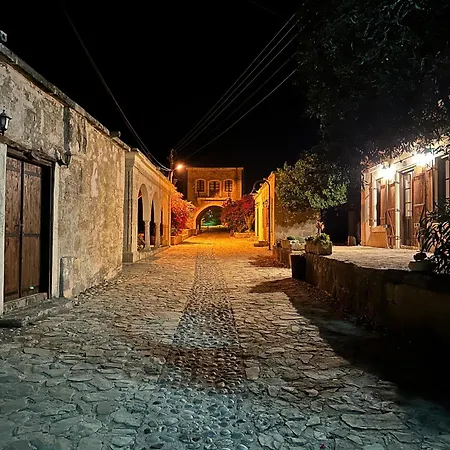 Karpaz Arch House بيت ضيافة Rizokarpaso